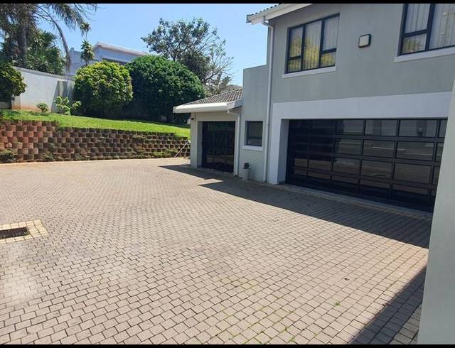 4 BEDROOM HOUSE FOR SALE IN UMHLANGA CENTRAL
